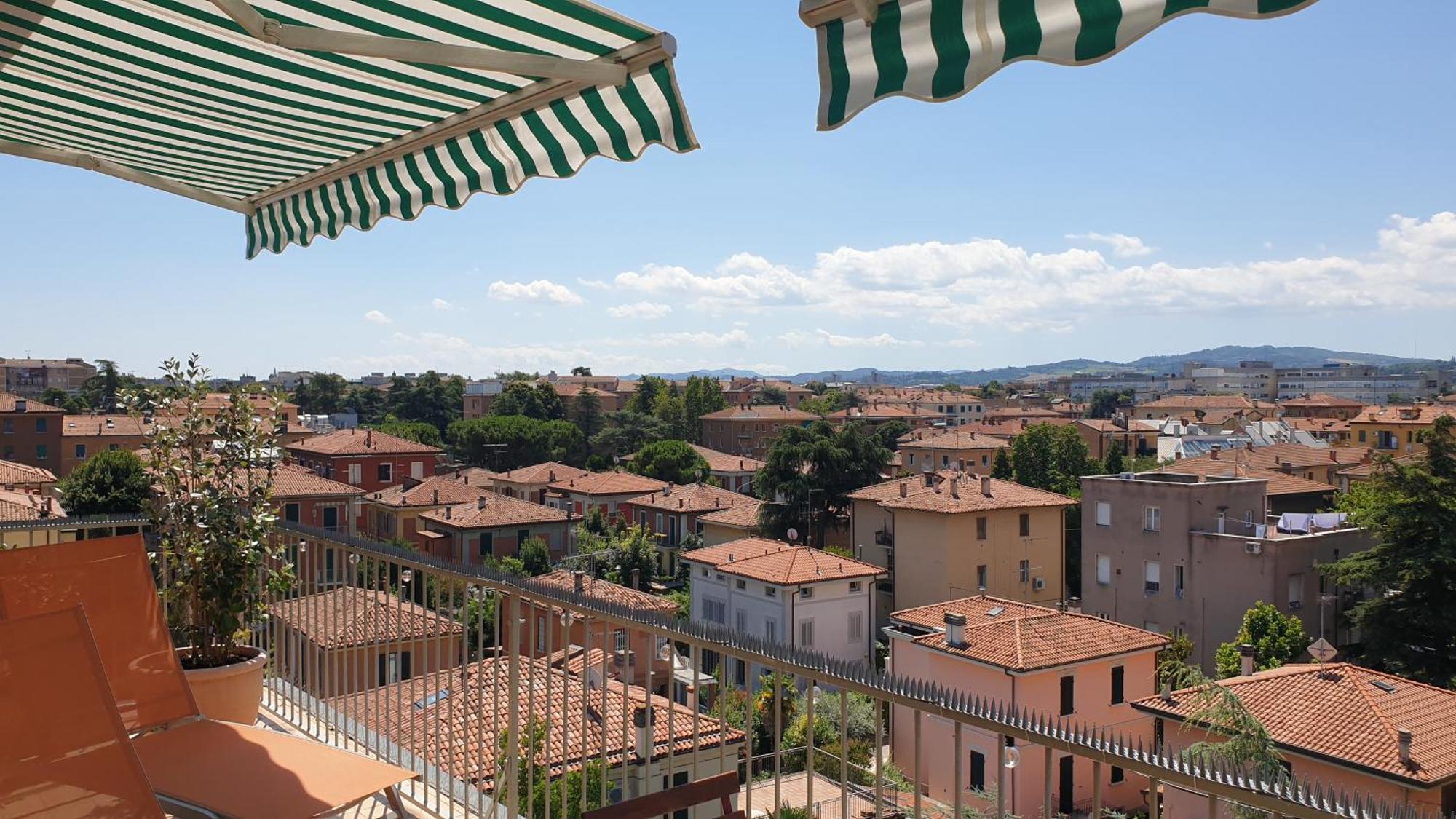 Bellavista Panoramic Terrace Appartamento Con Terrazza Zona Sant Orsola Bologna Exterior photo